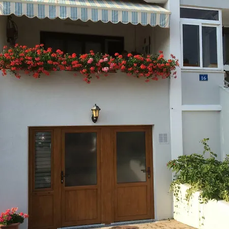 Branka Apartment